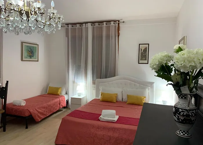 Venice Popular Stay
