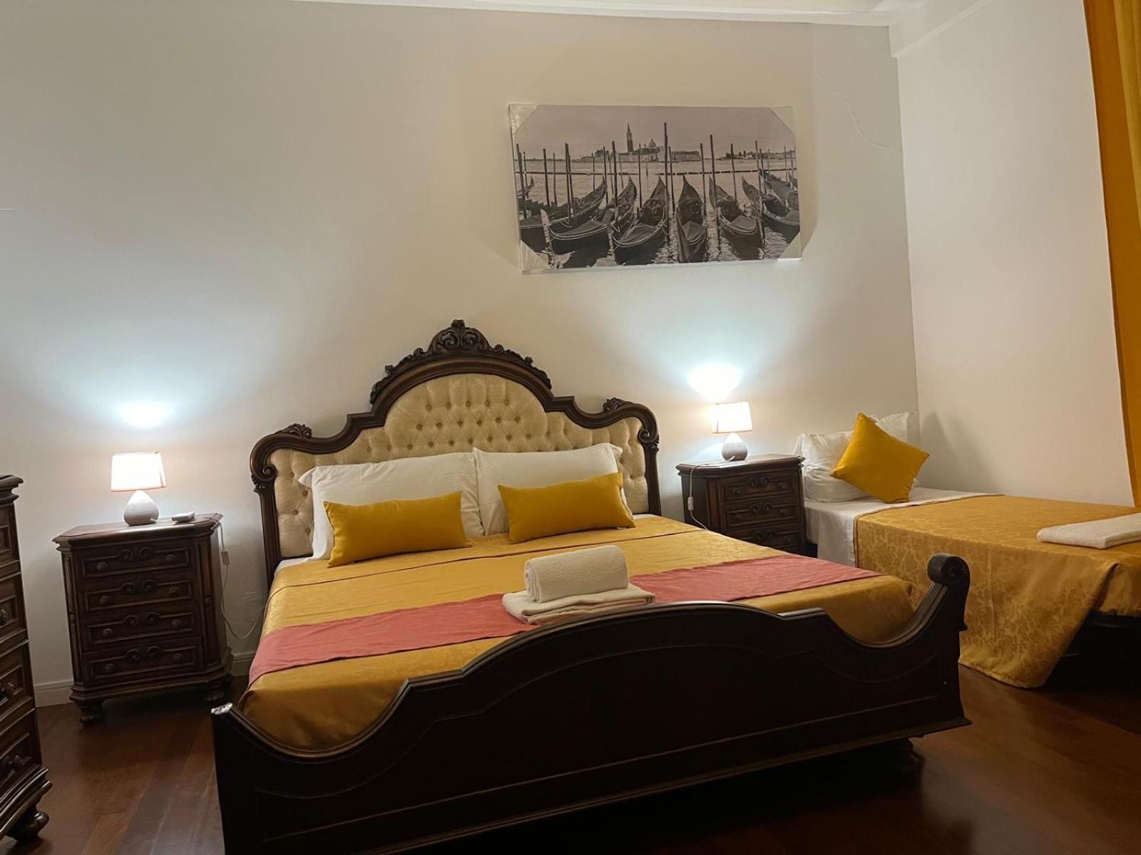Homestay Venice Popular